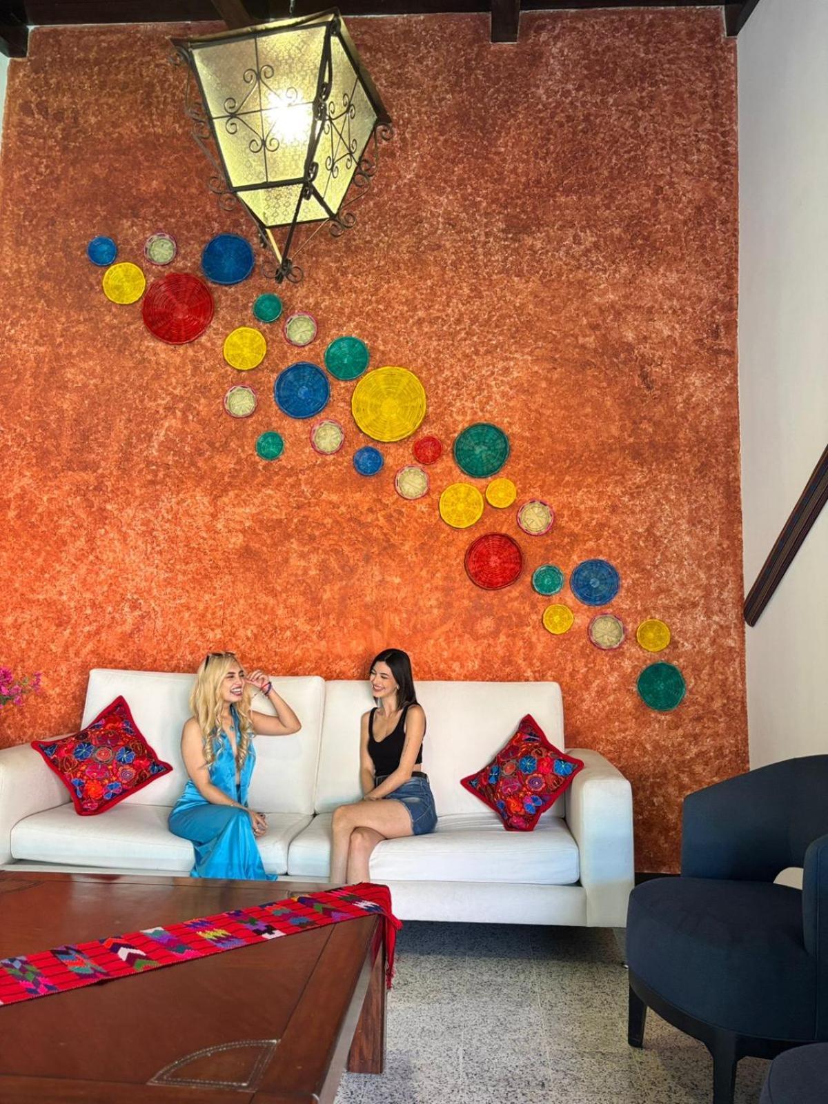 Luna Maya Boutique Hotel アンティグア・グアテマラ エクステリア 写真